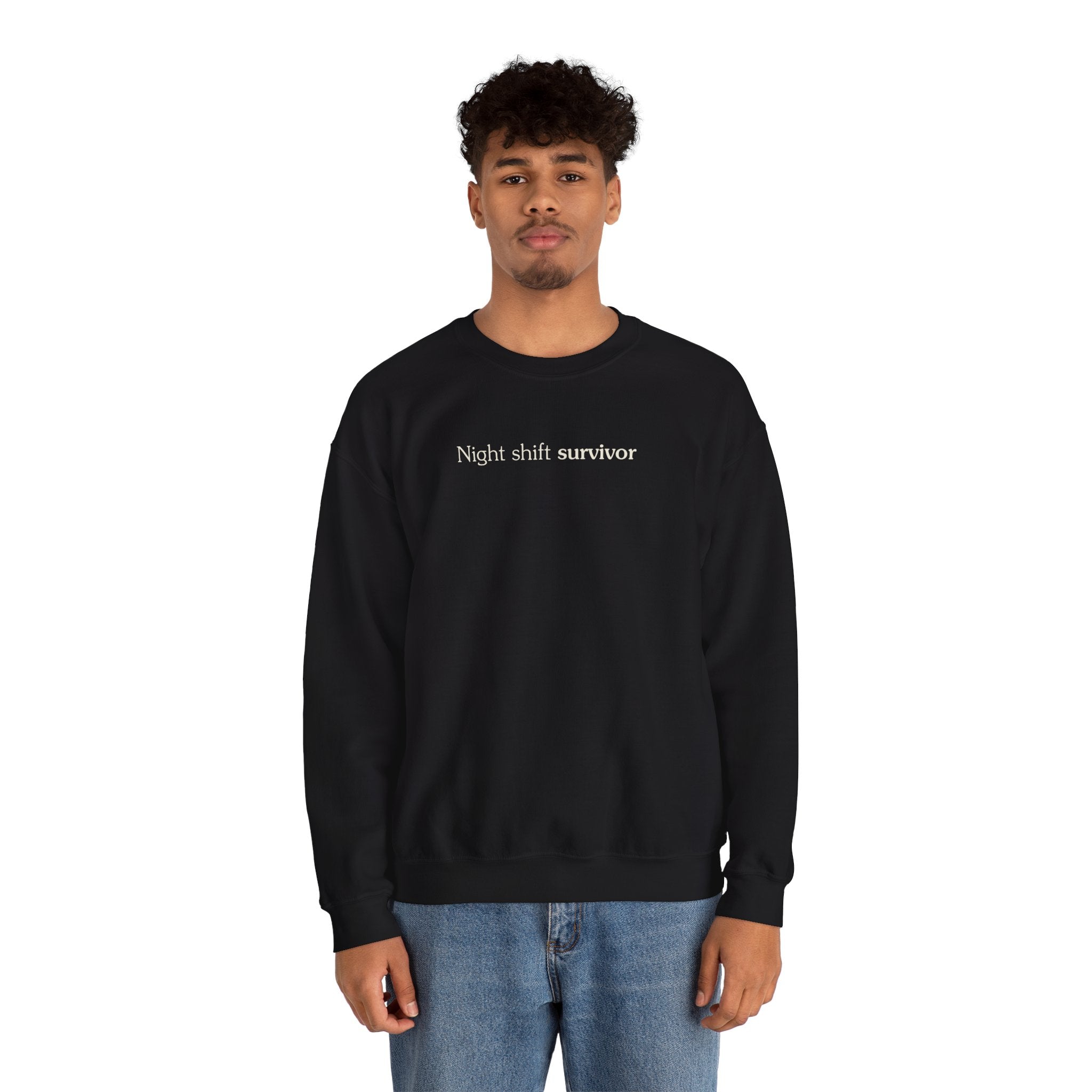 Night shift survivor - Crewneck Sweatshirt