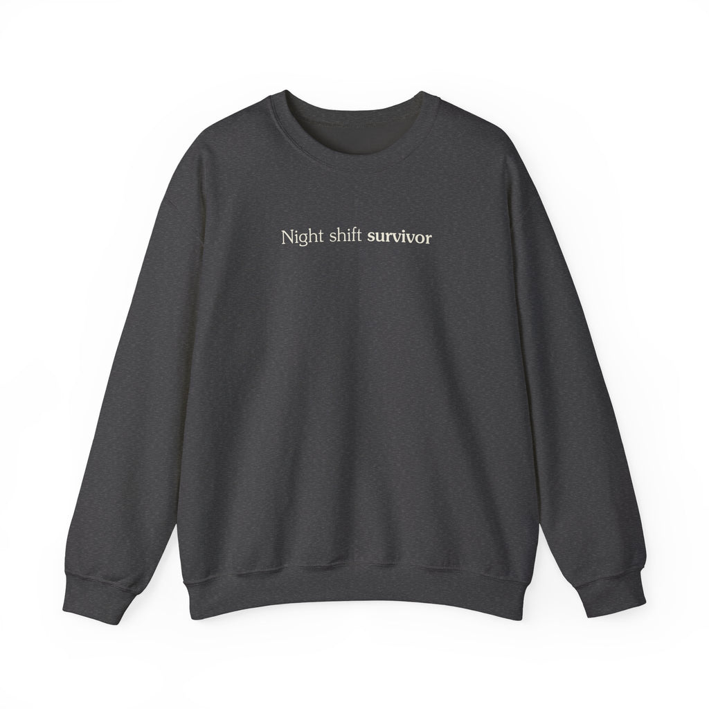 Night shift survivor - Crewneck Sweatshirt