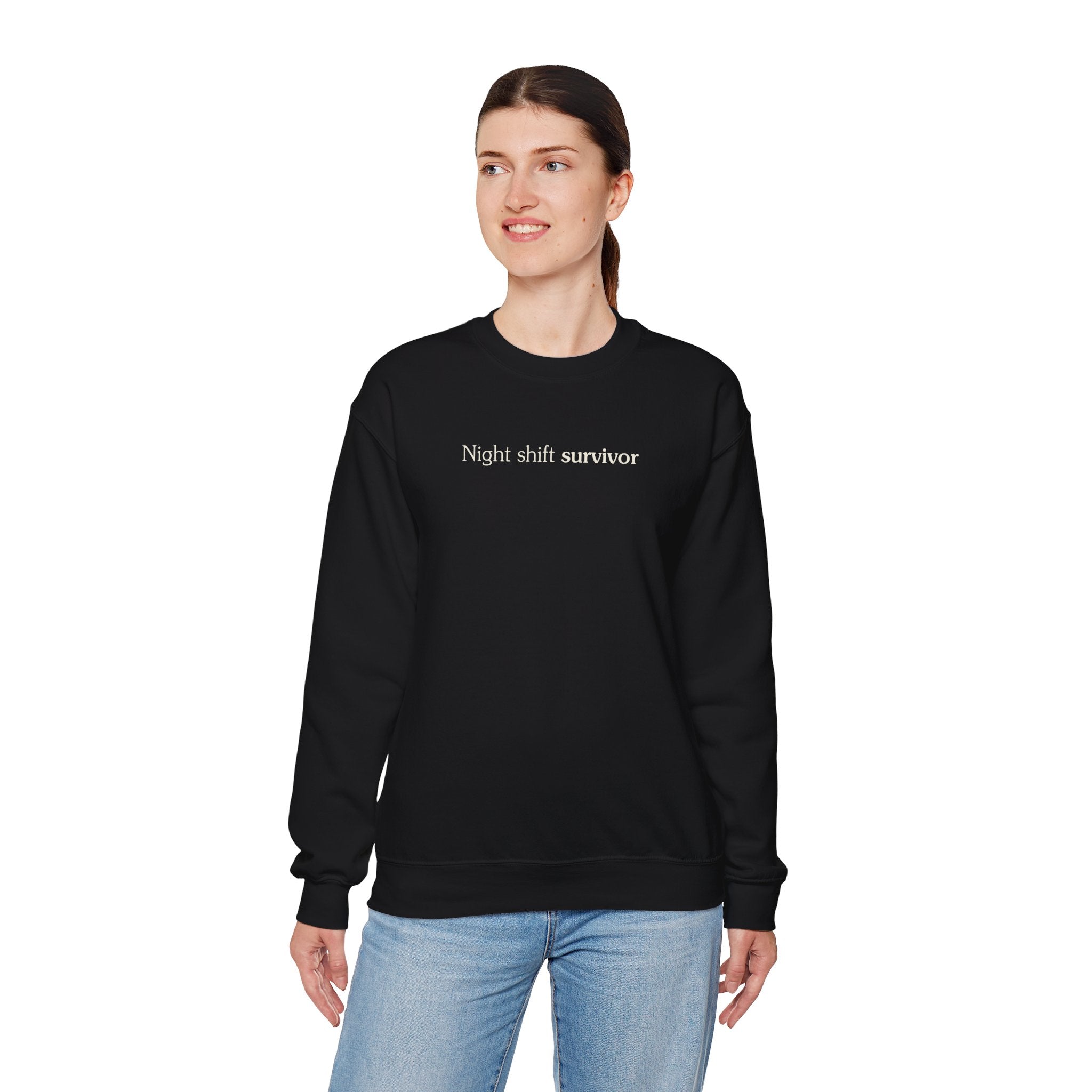 Night shift survivor - Crewneck Sweatshirt